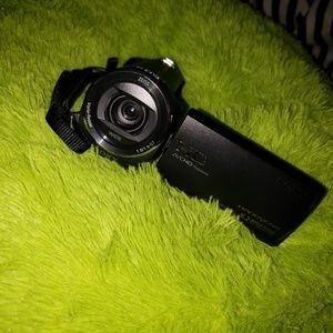 Black Sony HDR-CX405 Camera